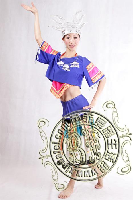 蓝色苗族 舞蹈演出服添加时间: 11-11-03产品编号: bfd1212t.